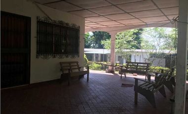 VENTA CASA CON  3095 M2 EN SAN VICENTE BUGABA