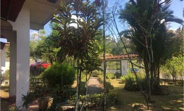 VENTA CASA CON  3095 M2 EN SAN VICENTE BUGABA