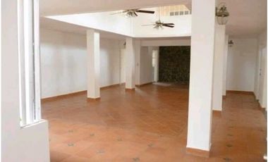 VENDO CASA EN CHAME COLONSITO 400MTS DE CONTRUIDA Y DE TERRENO 24.500M