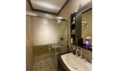 SE VENDE EN GREEN PARK TORRE NUEVA