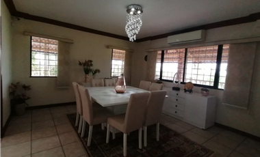 VILLA LUCRE / LAS PALMERAS / 706M / PISCINA / DOS NIVELES