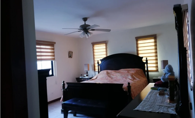VILLA LUCRE / LAS PALMERAS / 706M / PISCINA / DOS NIVELES