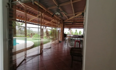 VILLA LUCRE / LAS PALMERAS / 706M / PISCINA / DOS NIVELES