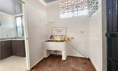 SE VENDE CASA EN VILLA LUCE CON AMPLIO ESTACIONAMIENTO