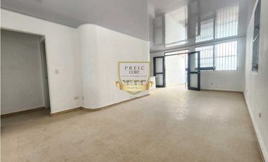 SE VENDE CASA EN VILLA LUCE CON AMPLIO ESTACIONAMIENTO