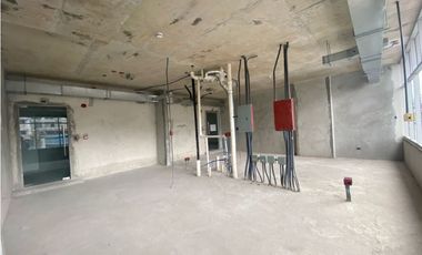 SE VENDE LOCAL EN PARK SQUARE MEDICAL CENTER