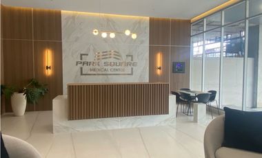 SE VENDE LOCAL EN PARK SQUARE MEDICAL CENTER
