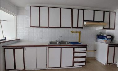VILLA DE LAS FUENTES / 274M / TRES NIVELES / BALCON