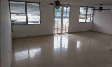 VILLA DE LAS FUENTES / 274M / TRES NIVELES / BALCON