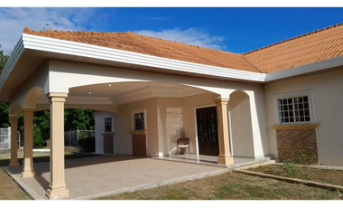CHITRE / CANTA RANA / 228M / PISCINA  / GAZEBO / CANCHA DE FUTBOL