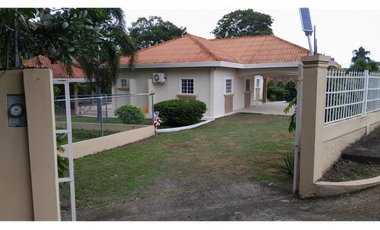 CHITRE / CANTA RANA / 228M / PISCINA  / GAZEBO / CANCHA DE FUTBOL