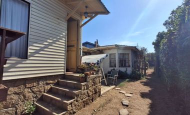 A LA VENTA CASA + CABAÑA CON ESPECTACULAR VISTA AL MAR