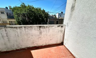 Departamento 3 dormitorios y cochera en B Candioti