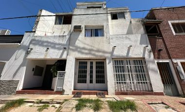 Departamento 3 dormitorios y cochera en B Candioti