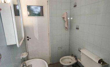 Venta Casa + Departamento Centro De Lujan