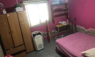 LOTE CON CASA Y 4 DPTOS ING BUDGE