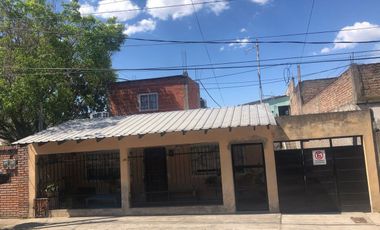LOTE CON CASA Y 4 DPTOS ING BUDGE