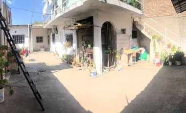 LOTE CON CASA Y 4 DPTOS ING BUDGE
