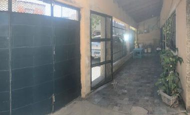 LOTE CON CASA Y 4 DPTOS ING BUDGE