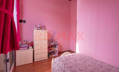 VENTA CASA 5 AMBIENTES AVELLANEDA