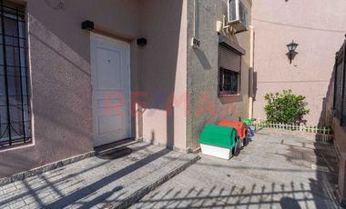 VENTA CASA 5 AMBIENTES AVELLANEDA