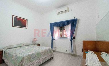 VENTA CASA 5 AMBIENTES AVELLANEDA