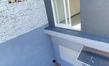 Casa PH en venta en Lanus Oeste