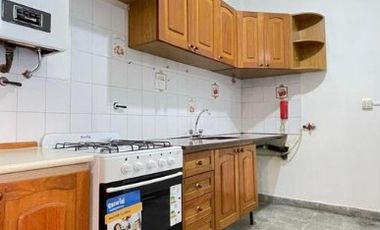 Casa PH en venta en Lanus Oeste