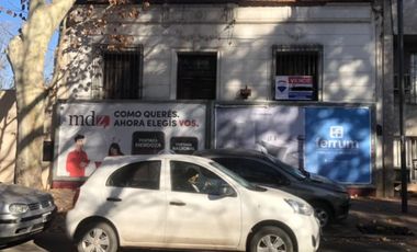 Terreno a metros del Hospital Español, Godoy Cruz.