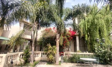 Casa de Dos Plantas con Potencial de Modificación