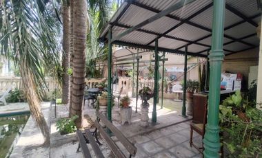 Casa de Dos Plantas con Potencial de Modificación