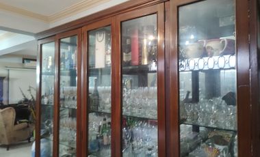 Casa de Dos Plantas con Potencial de Modificación