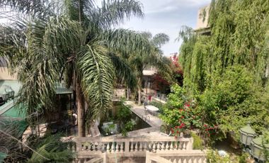 Casa de Dos Plantas con Potencial de Modificación