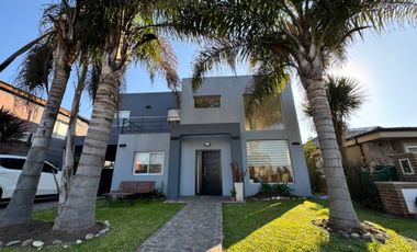 CASA EN VENTA 5 /AMB HARAS MARIA VICTORIA