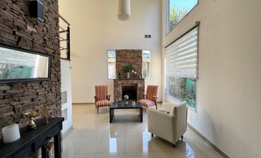 CASA EN VENTA 5 /AMB HARAS MARIA VICTORIA