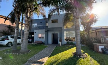 CASA EN VENTA 5 /AMB HARAS MARIA VICTORIA