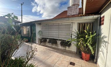 Venta casa 5 ambientes con parque Punta Mogotes