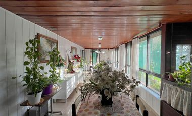 Venta casa 5 ambientes con parque Punta Mogotes