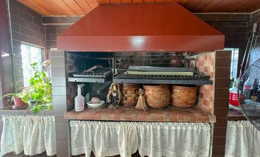 Venta casa 5 ambientes con parque Punta Mogotes