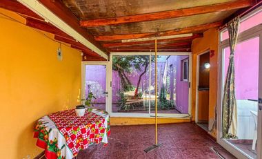 VENTA CASA 4 AMBIENTE PARQUE PARRILLA CRED PERMUTA