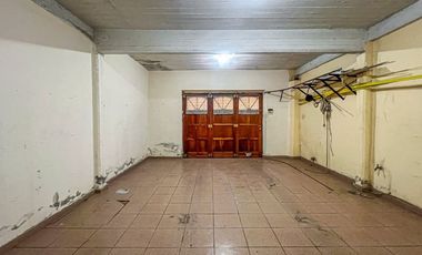 VENTA CASA 4 AMBIENTE PARQUE PARRILLA CRED PERMUTA