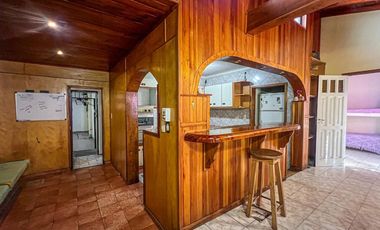 VENTA CASA 4 AMBIENTE PARQUE PARRILLA CRED PERMUTA