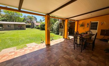 Casa 5 dorm y gran lote sobre Ruta 1 km 5 Rincón