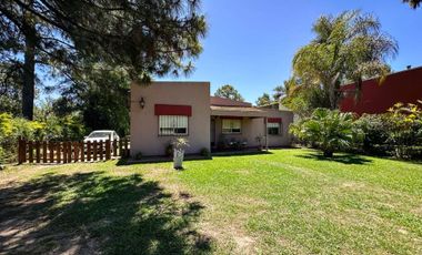Casa 5 dorm y gran lote sobre Ruta 1 km 5 Rincón