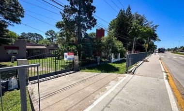 Casa 5 dorm y gran lote sobre Ruta 1 km 5 Rincón