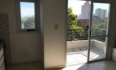 VENTA DPTO SEMIPISO 2 AMBIENTES R. DE ESCALADA