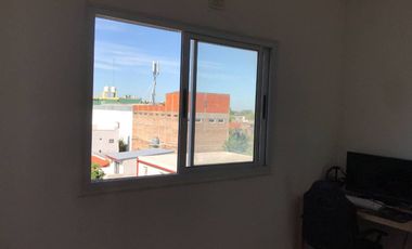 VENTA DPTO SEMIPISO 2 AMBIENTES R. DE ESCALADA