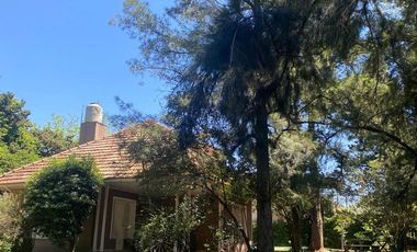 VENTA CASA QUINTA BOSQUES VARELA PILETA PARQUE