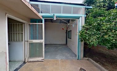 PH 2 AMB MAS GALPON PATIO Y JARDIN BERNAL OESTE