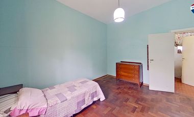 PH 2 AMB MAS GALPON PATIO Y JARDIN BERNAL OESTE